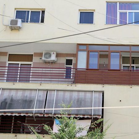 Fiqe Rental Tirana Esterno foto
