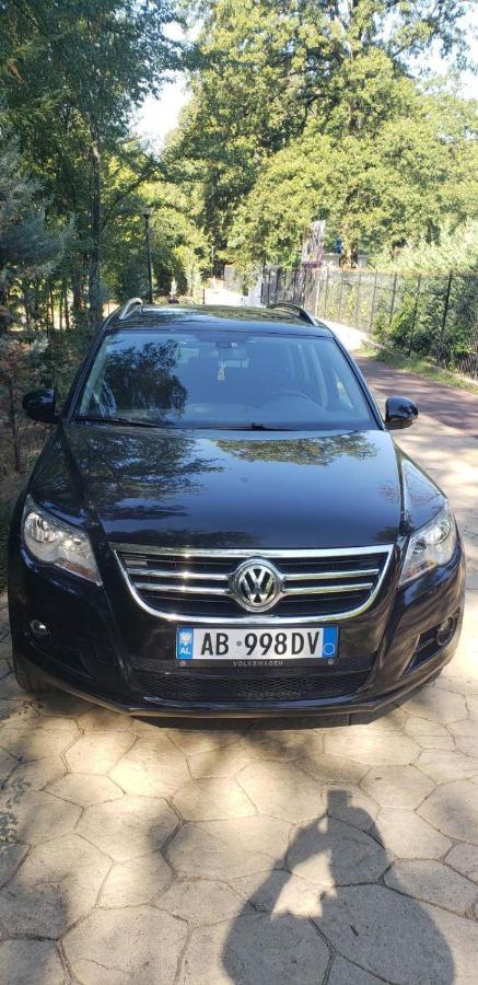 Fiqe Rental Tirana Esterno foto