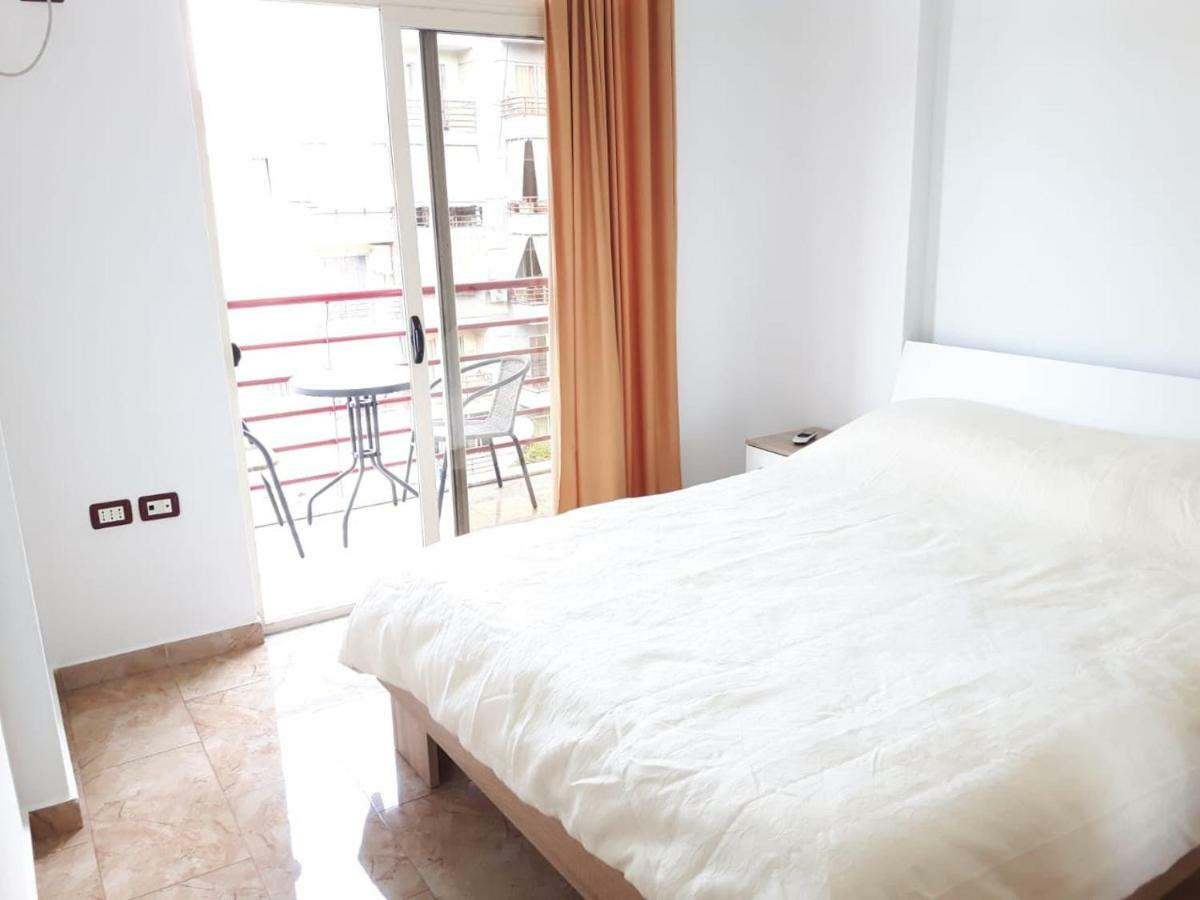 Fiqe Rental Tirana Esterno foto